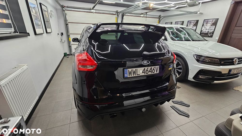 Ford Focus 2.3 EcoBoost RS - 16