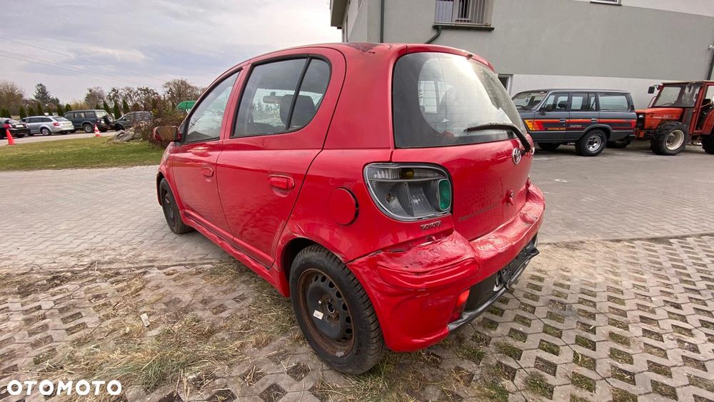 Toyota Yaris - 6