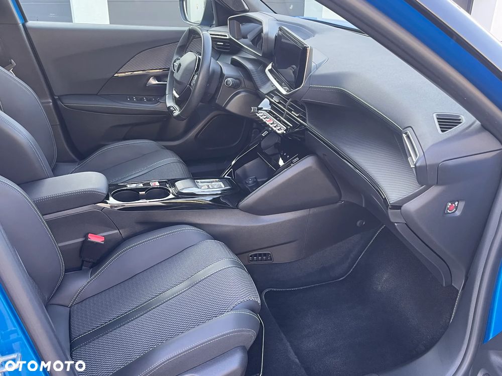 Peugeot 2008 54kWh GT Exclusive - 21