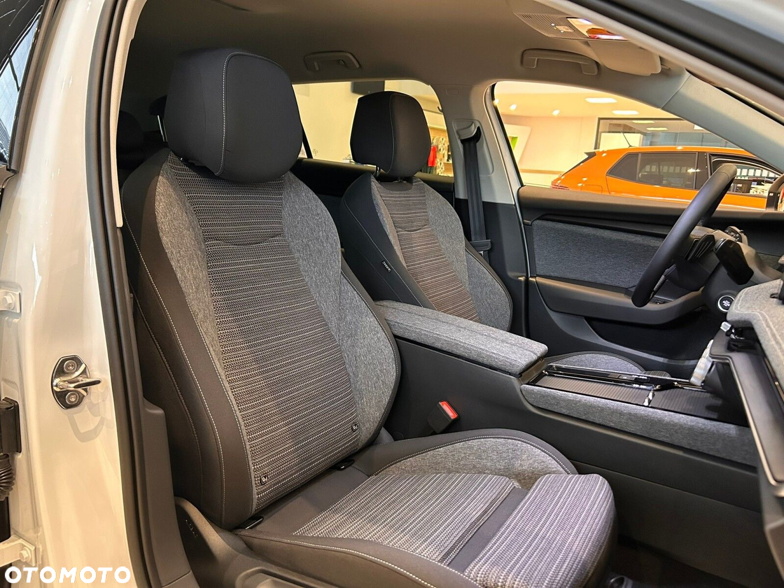 Skoda Superb 2.0 TSI 4x4 Selection DSG - 22