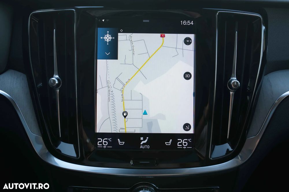 Volvo S60 T8 eAWD Inscription - 28