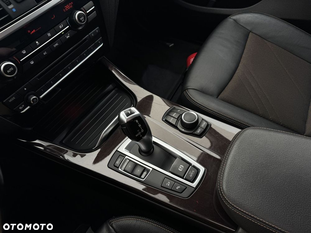 BMW X3 xDrive20d xLine - 27