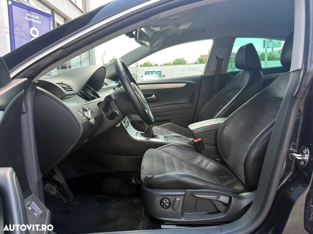 Volkswagen Passat 2.0 TDI DPF R-Line Edition - 14