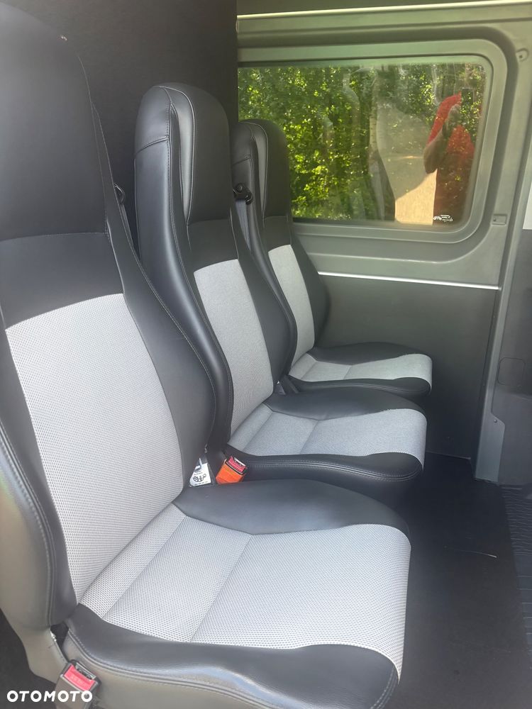 Hyundai H350 - 9