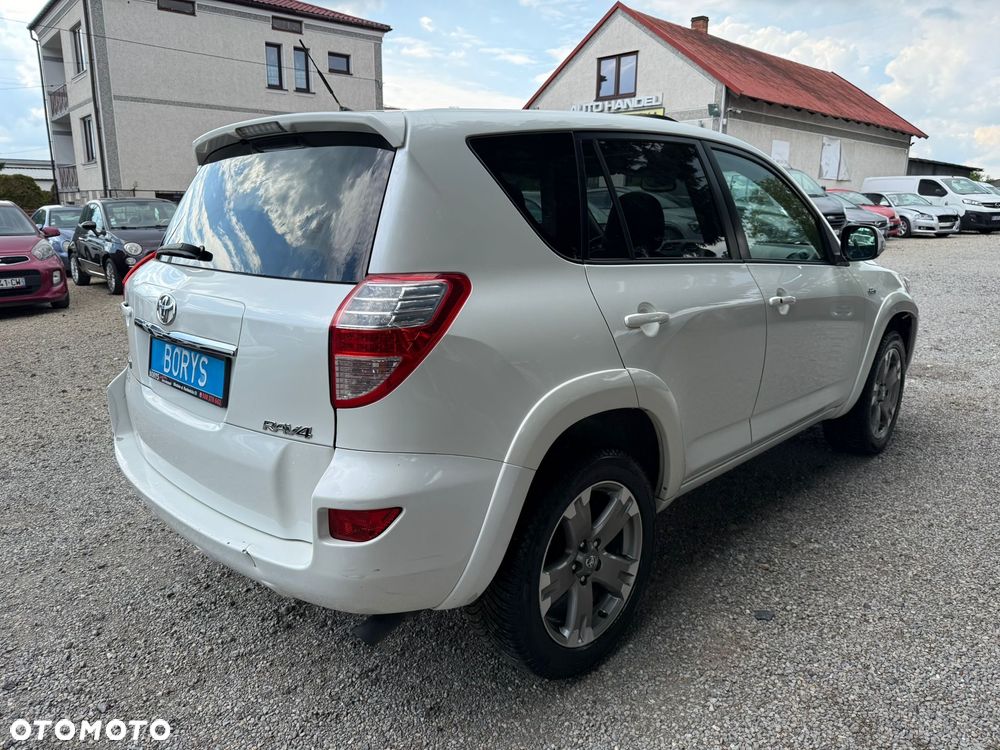 Toyota RAV4 2.2 D-4D 4x4 Automatik Executive - 6