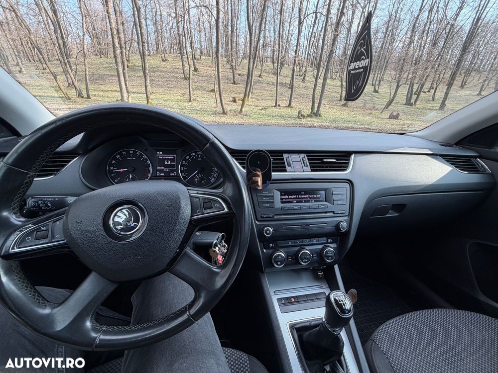 Skoda Octavia 2.0 TDI Tour - 7