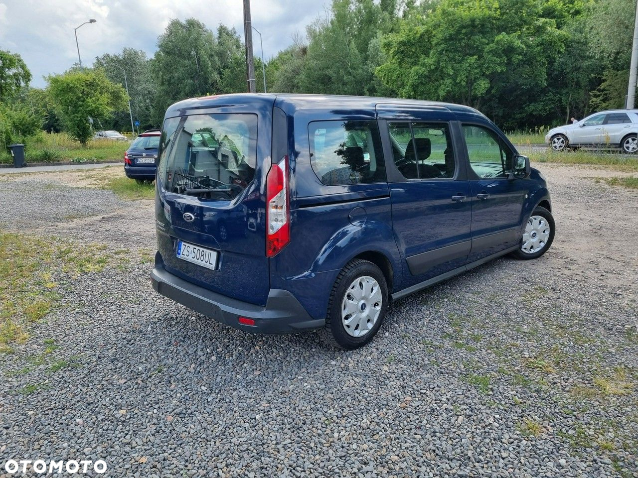 Ford Tourneo Connect Grand - 5
