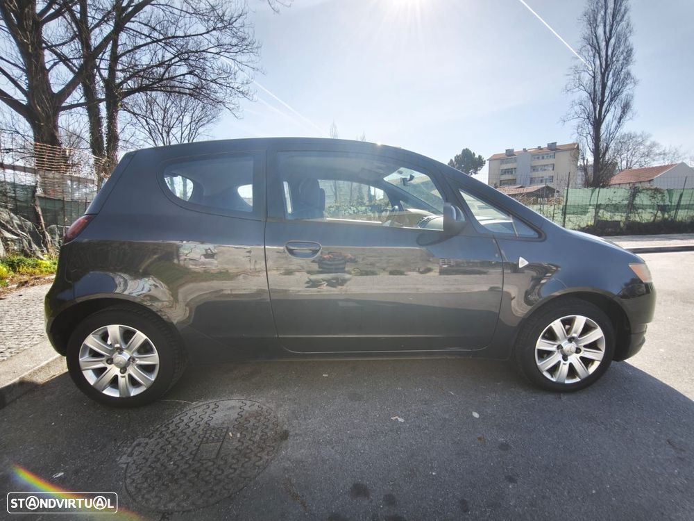 Mitsubishi Colt - 2