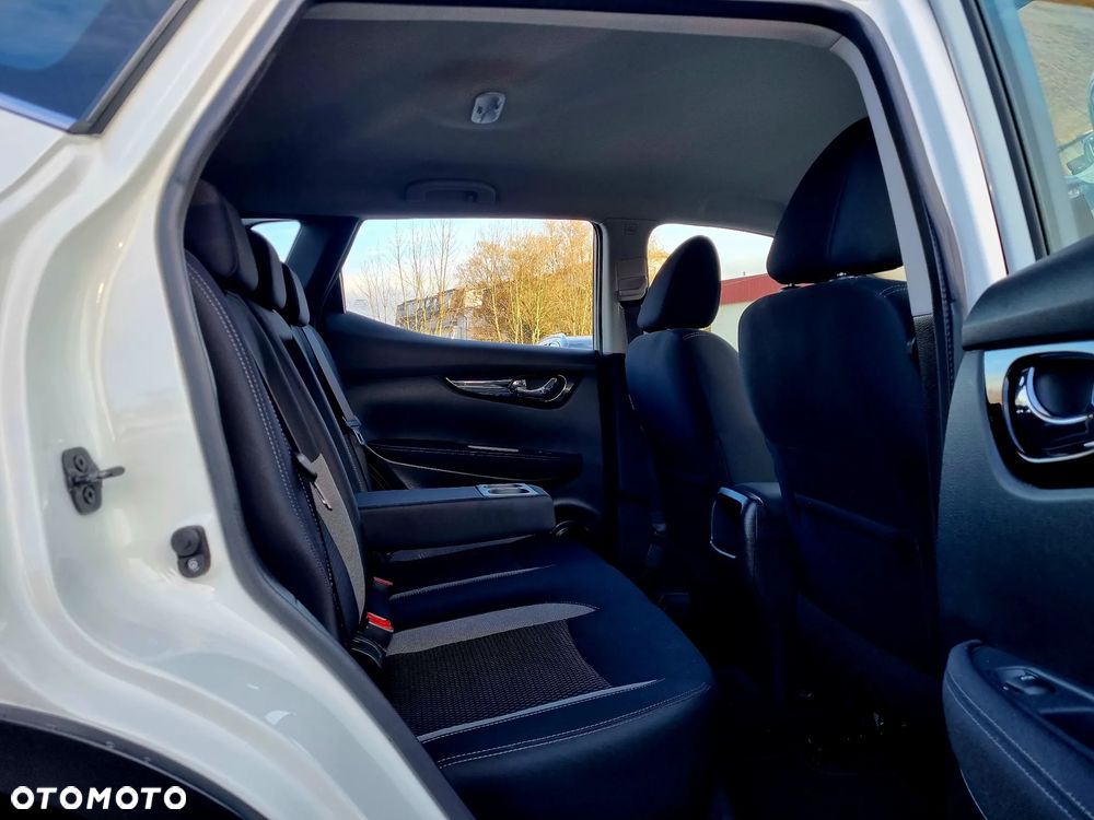 Nissan Qashqai 1.2 DIG-T Visia - 12