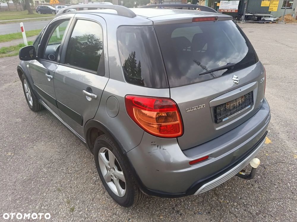 Suzuki SX4 1.6 VVT 4x4 Comfort - 10