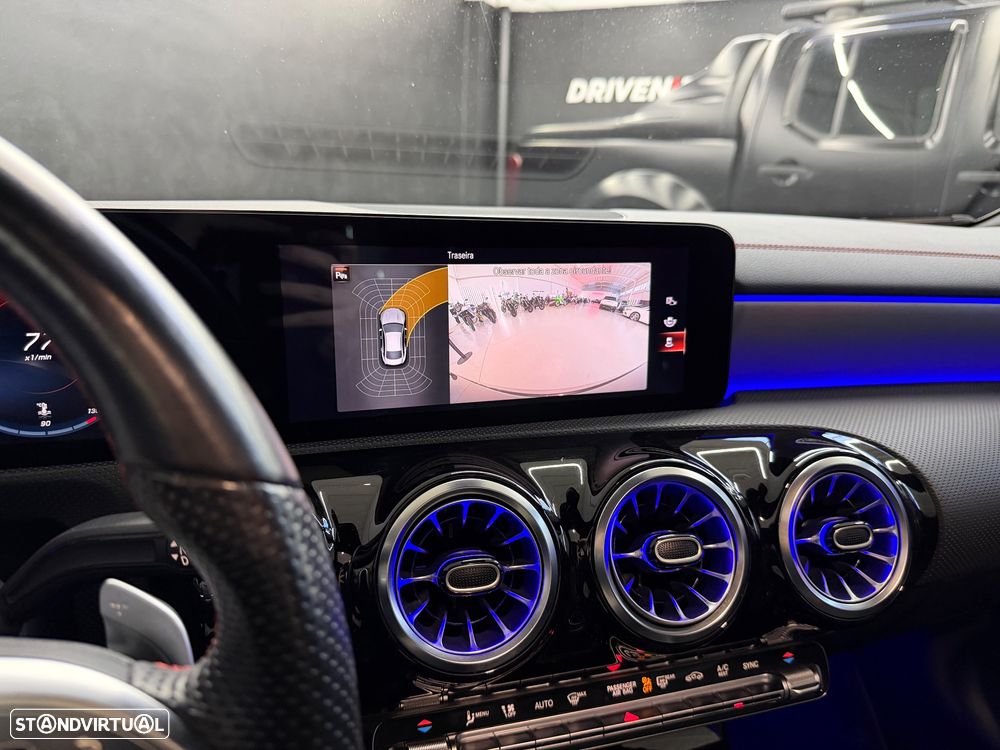 Mercedes-Benz CLA 180 d 8G-DCT AMG Line - 10