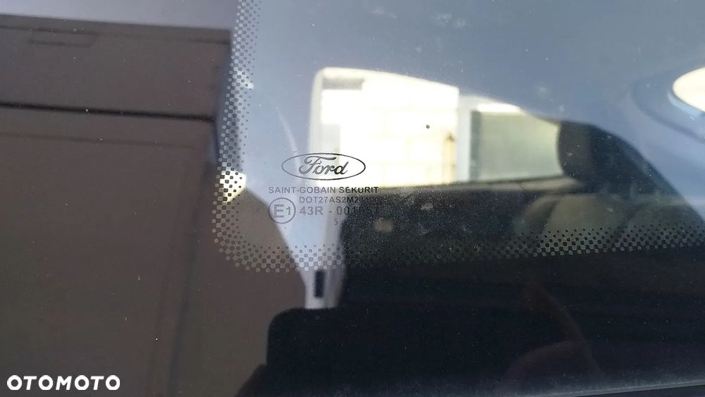 Szyba czołowa podgrzewana drzwi karoseryjna Ford Focus MK2 3-drzwi HB - 3