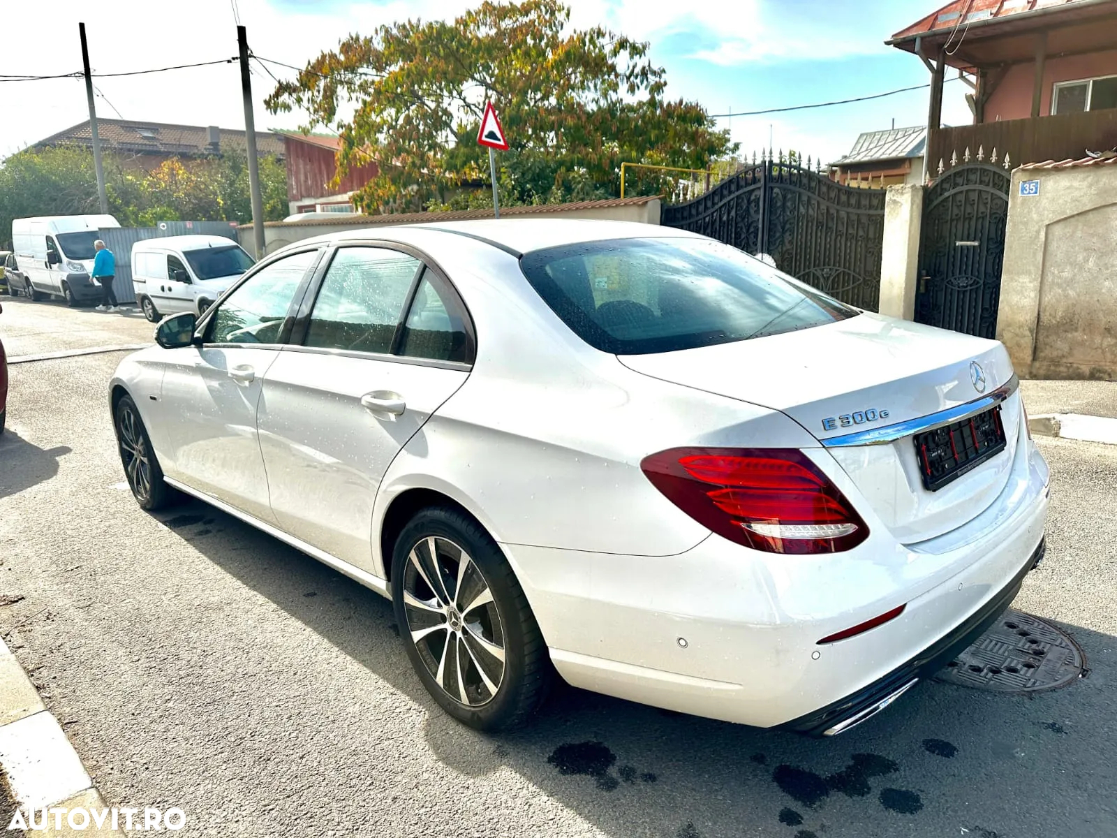 Mercedes-Benz E - 7