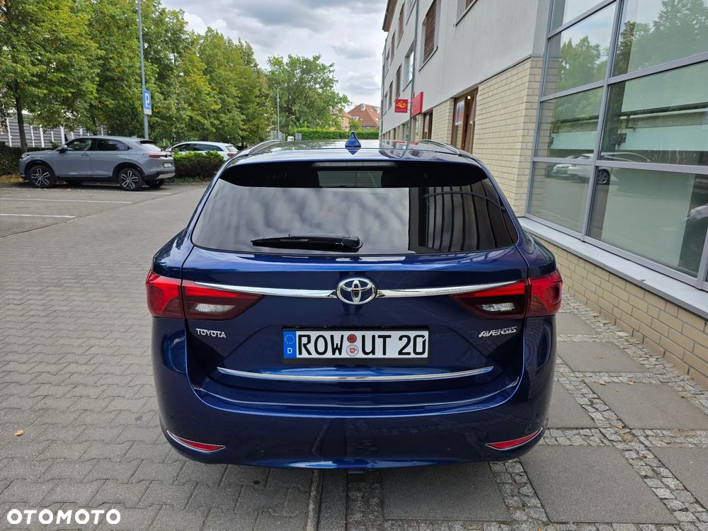 Toyota Avensis 1.8 Prestige - 6