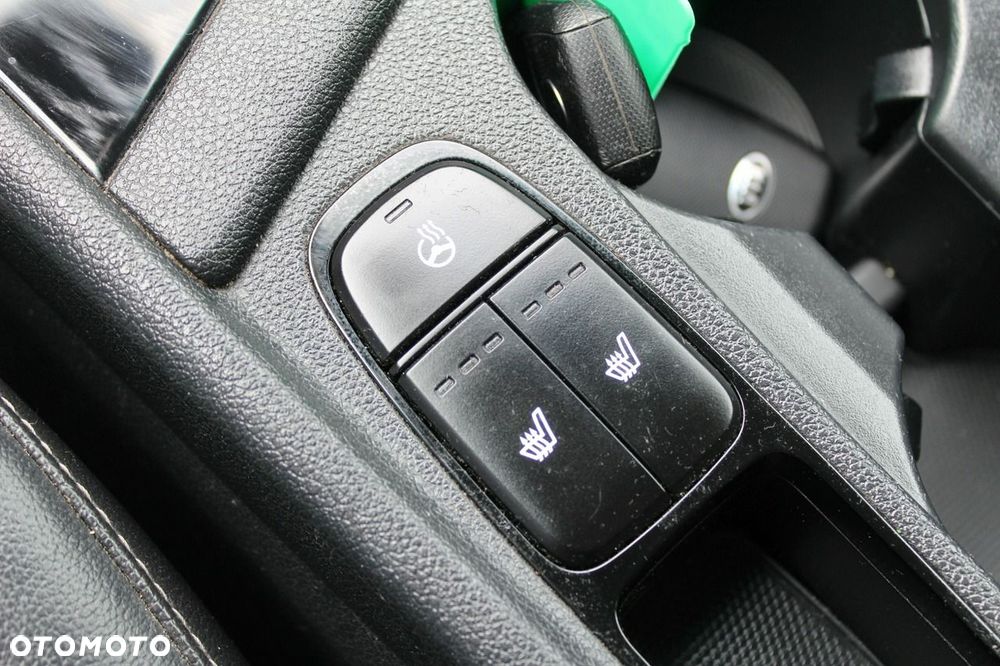 Kia Niro 1.6 GDI Hybrid L Business Line - 17