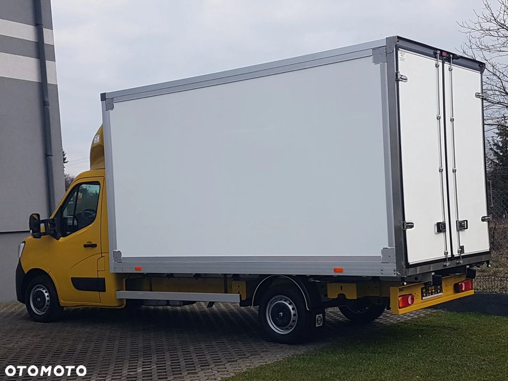 Renault MASTER KONTENER 8EP 4,22x2,23x2,22 KLIMA KRAJOWY MANUAL  6-BIEGÓW - 3