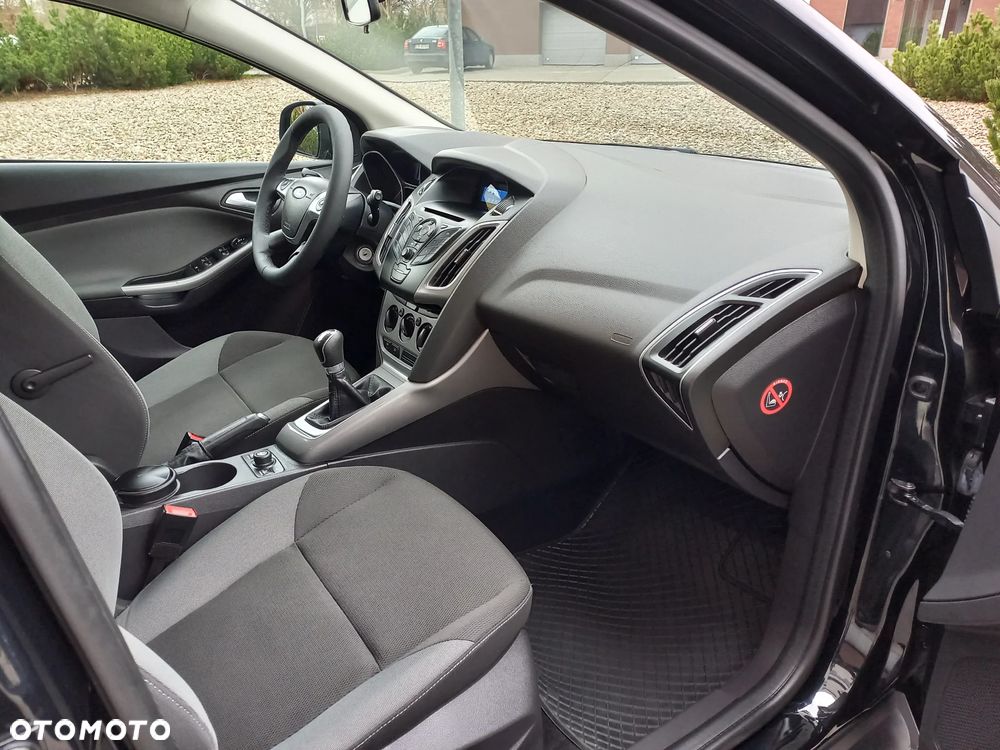 Ford Focus 1.6 TI-VCT Champions Edition - 12