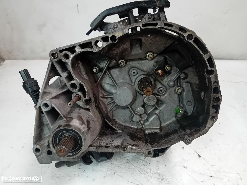 Caixa de velocidades manual RENAULT Clio II Société (SB0/1/2_) - 1