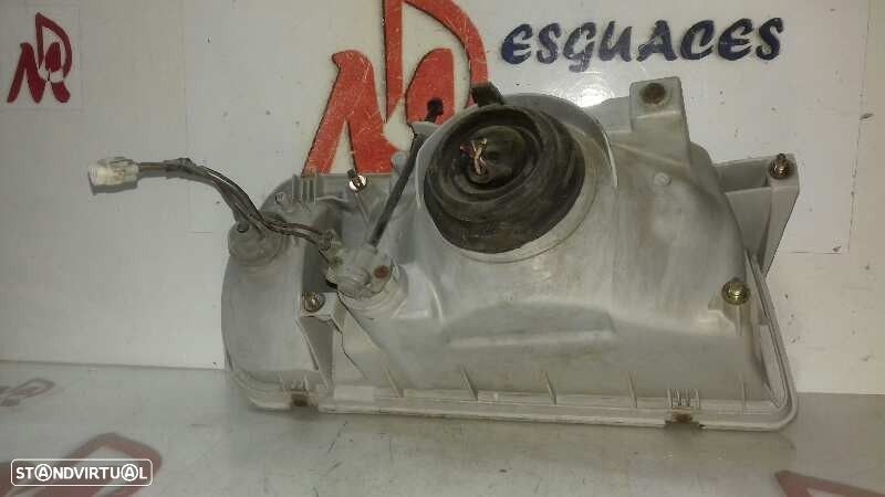 FAROL ESQUERDO SUZUKI VITARA CABRIO 2000 - - 4