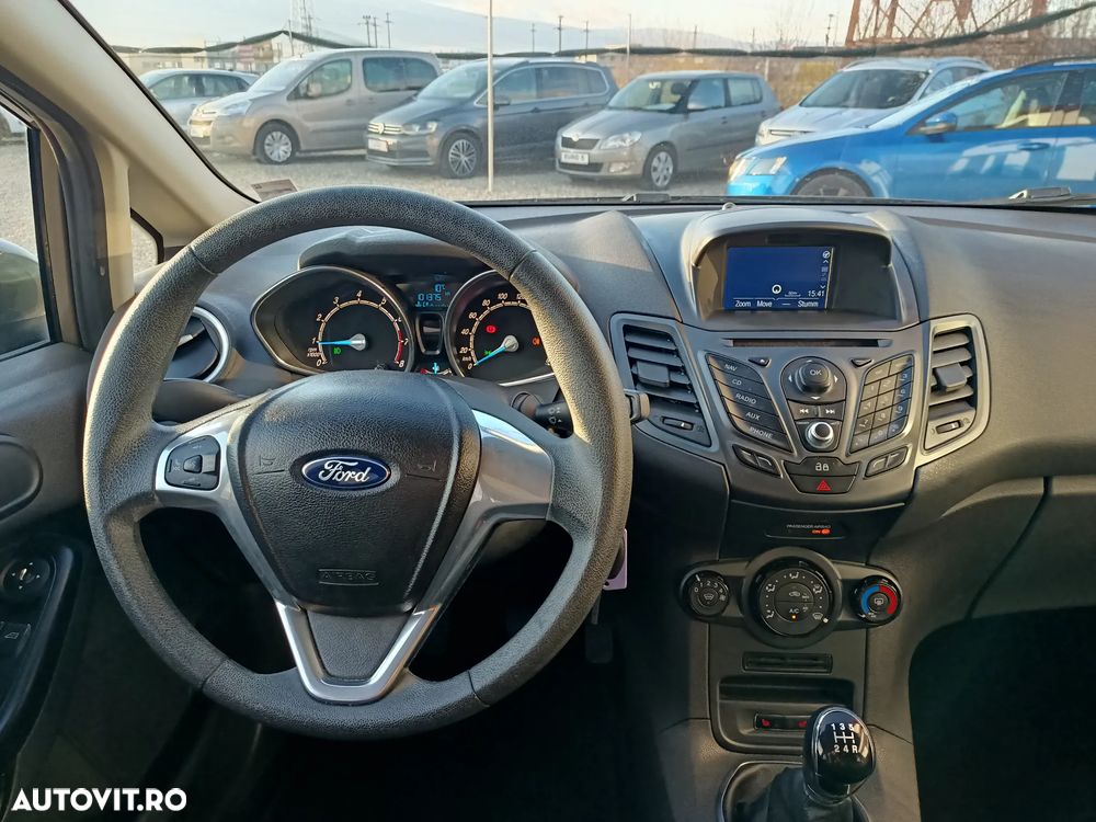 Ford Fiesta - 23