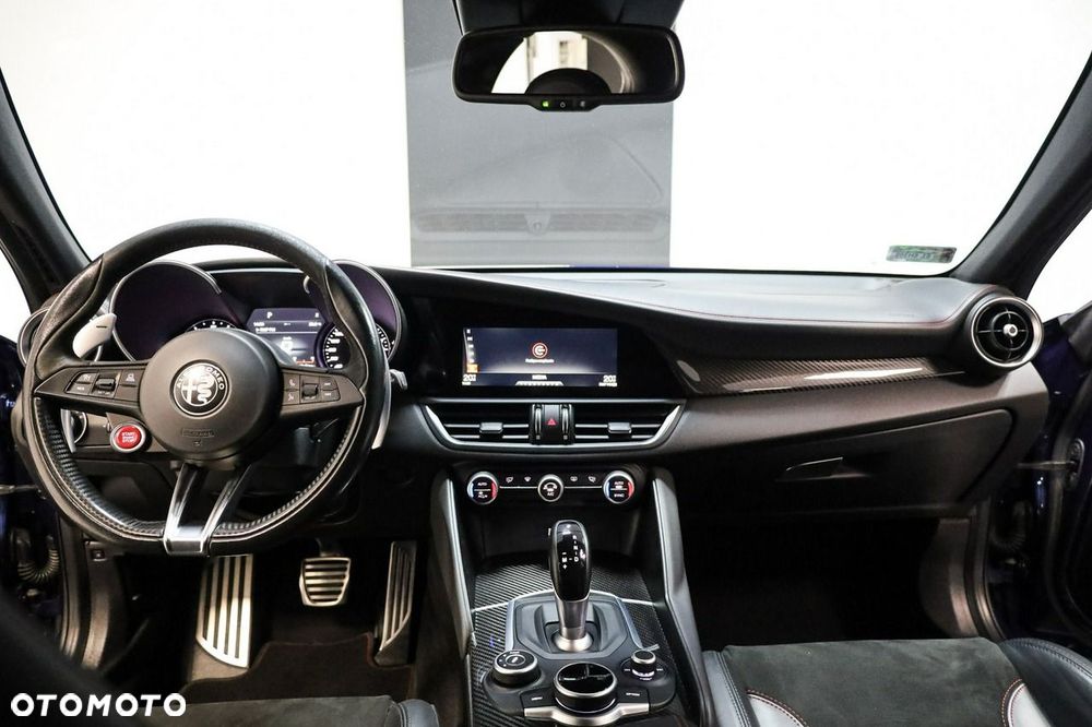 Alfa Romeo Giulia - 15