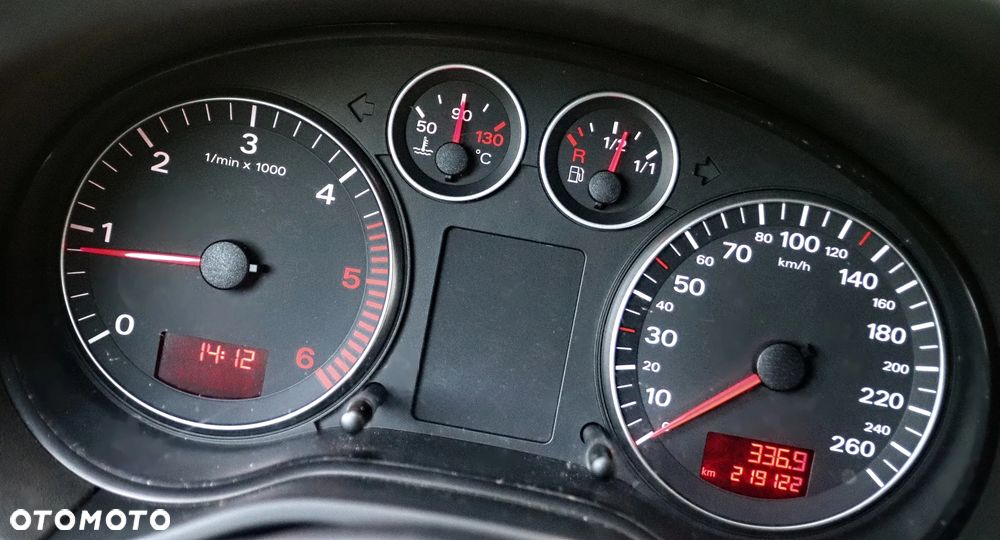 Audi A3 Sportback 1.9 TDI Ambiente - 12