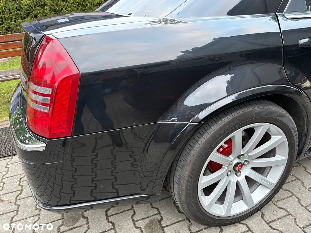 Chrysler 300C SRT8 6.1 Automatik - 8
