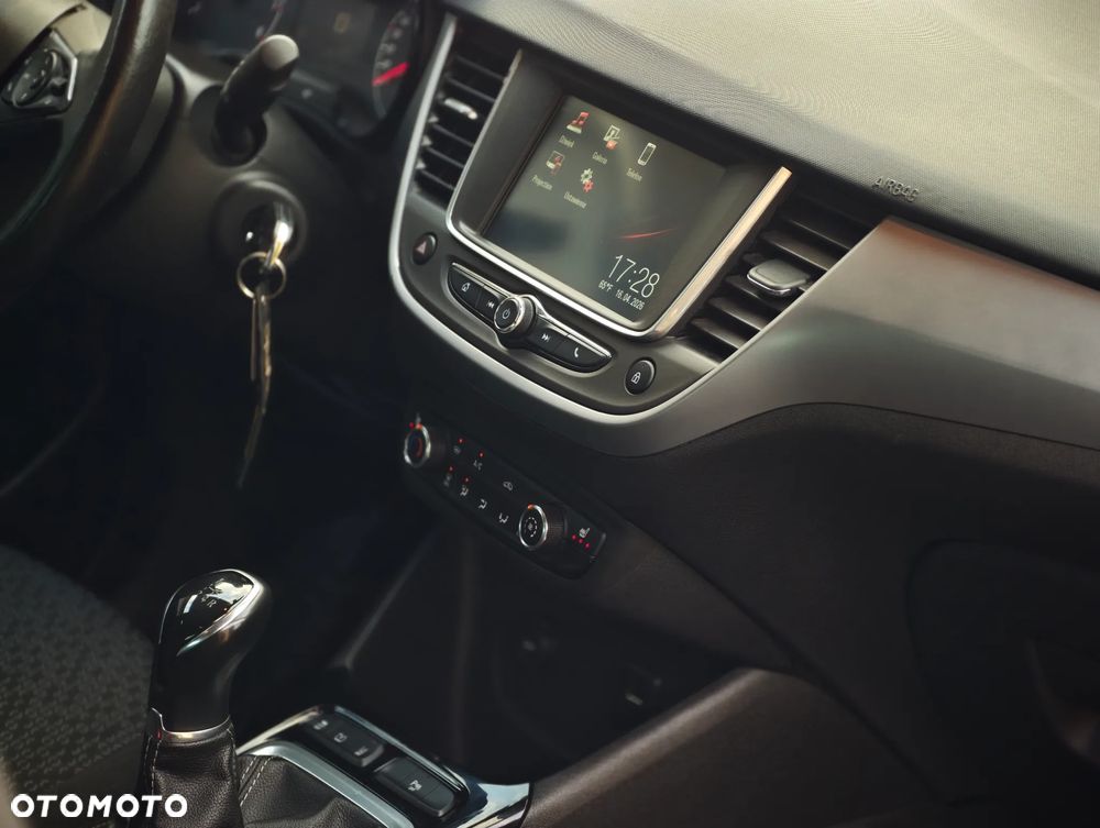 Opel Crossland X 1.2 Start/Stop 120 Jahre - 32