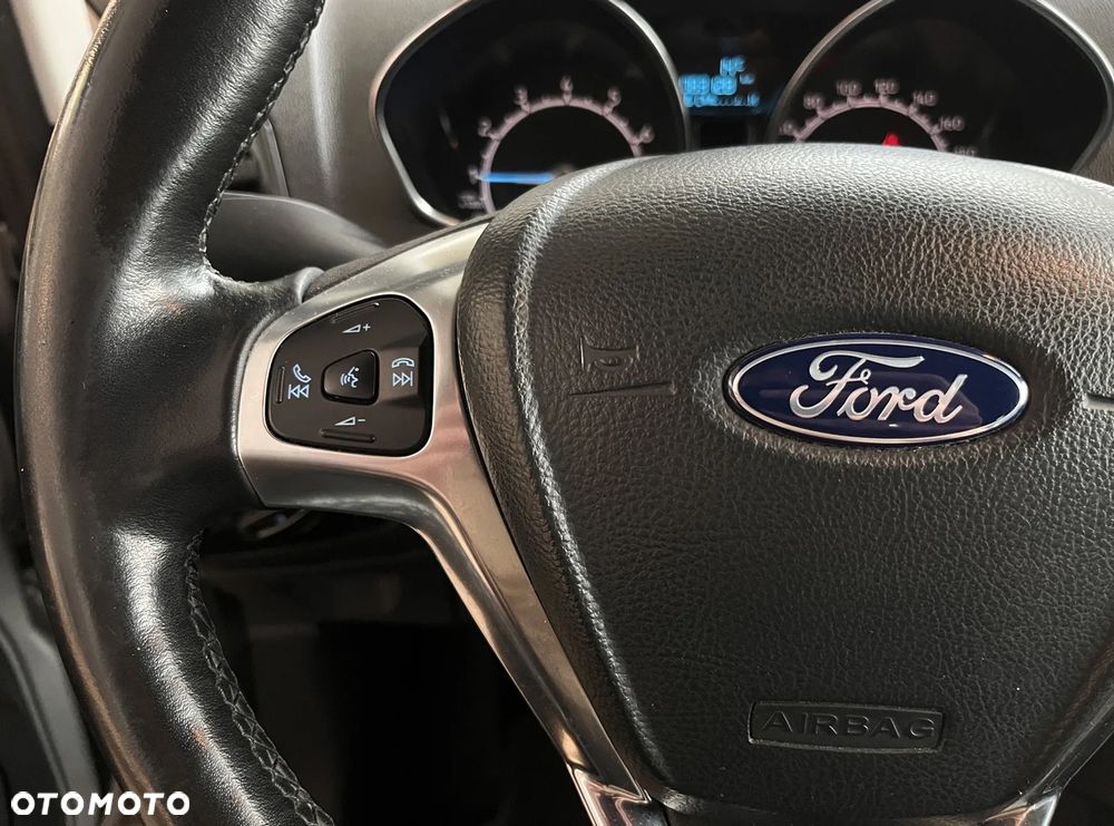 Ford EcoSport - 13
