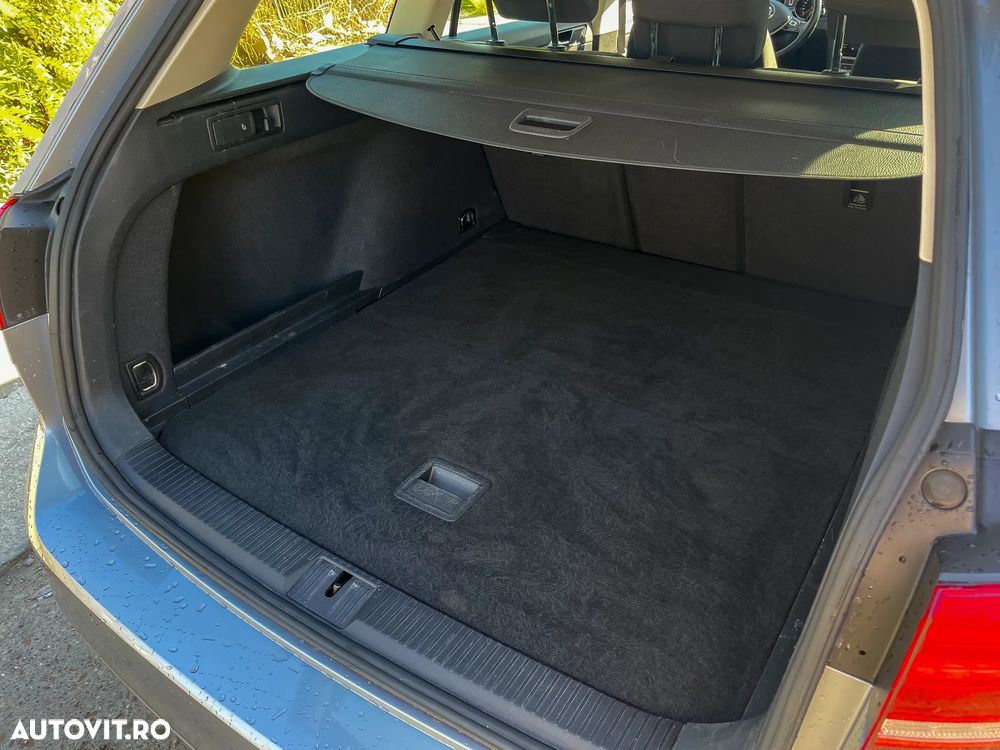 Volkswagen Passat Variant 2.0 TDI Comfortline - 16