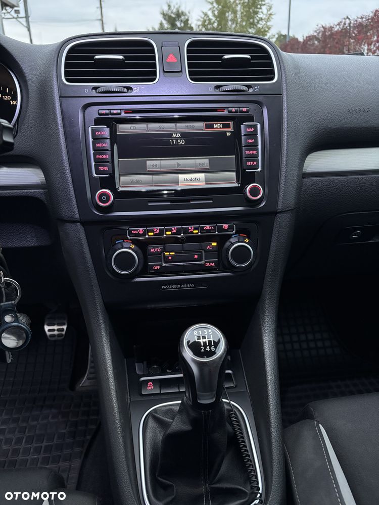 Volkswagen Golf - 18