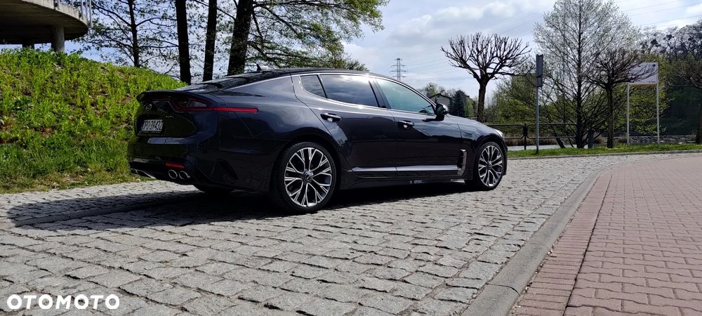 Kia Stinger 2.0 T-GDI GT Line - 10