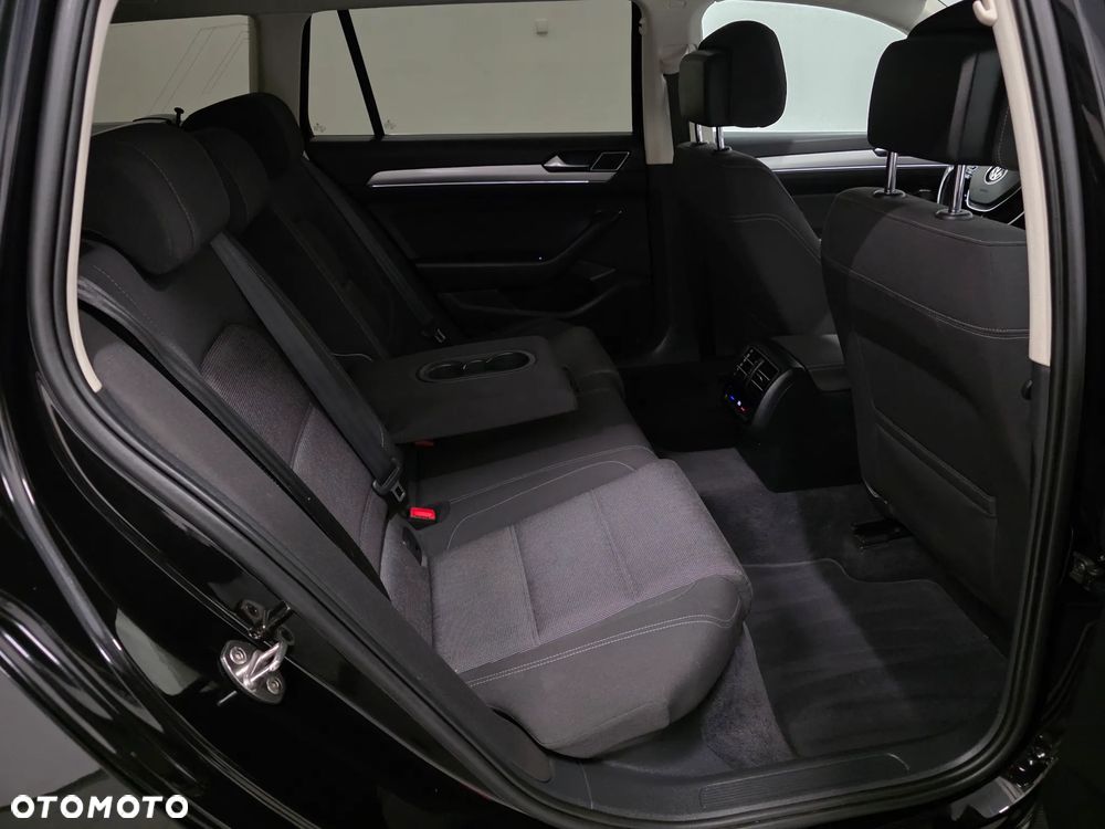 Volkswagen Passat 2.0 TDI BMT SCR 4Mot Highline DSG7 - 17