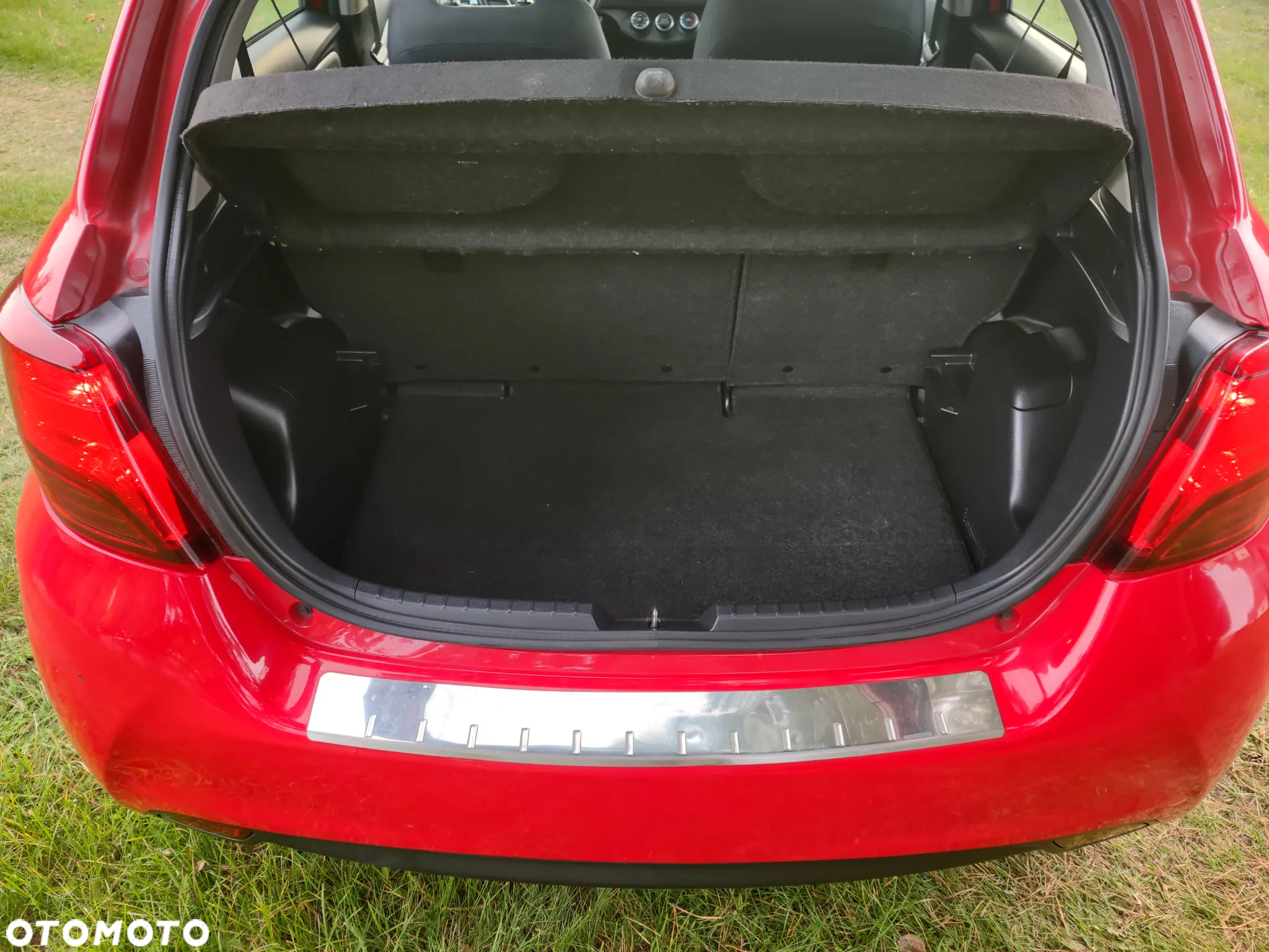 Toyota Yaris 1.0 Active EU6 - 12