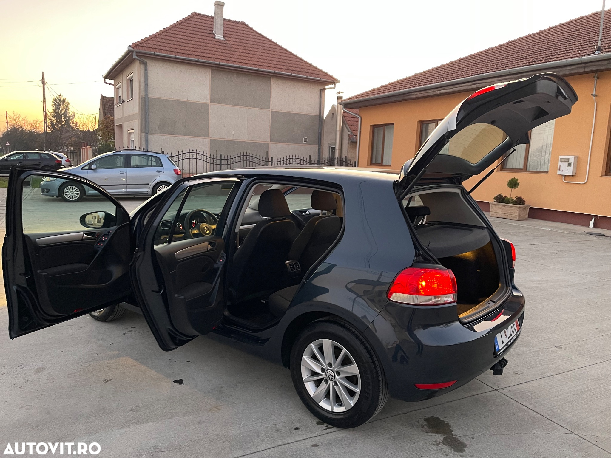 Volkswagen Golf 1.4 Comfortline - 27