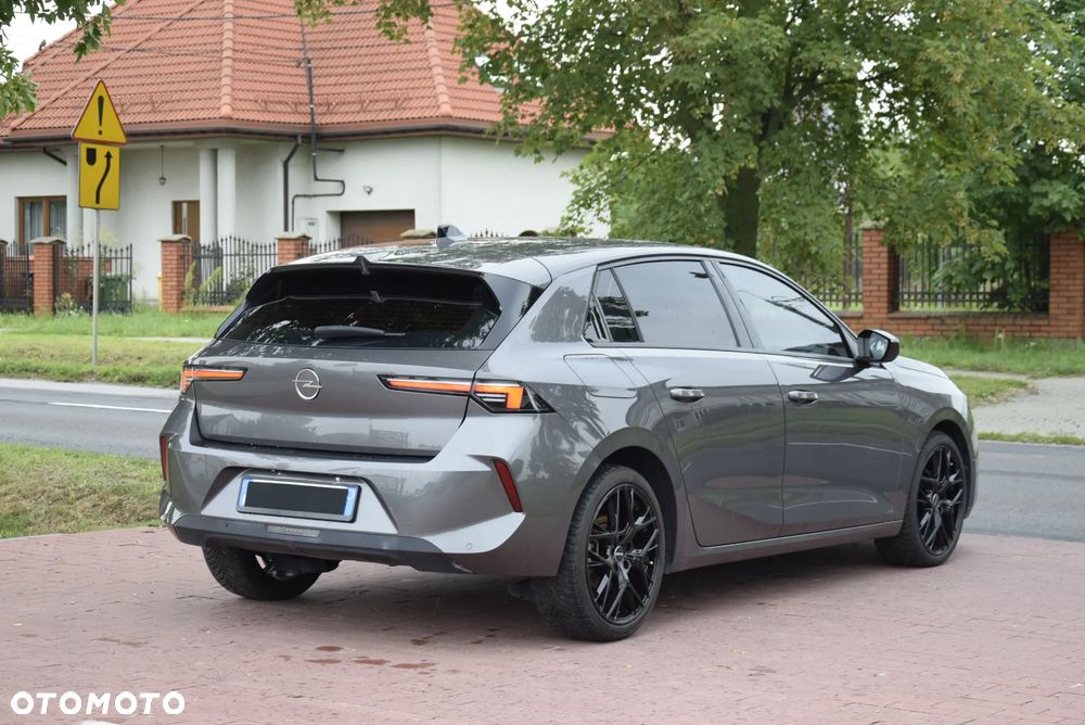 Opel Astra 1.2 T S&S - 23