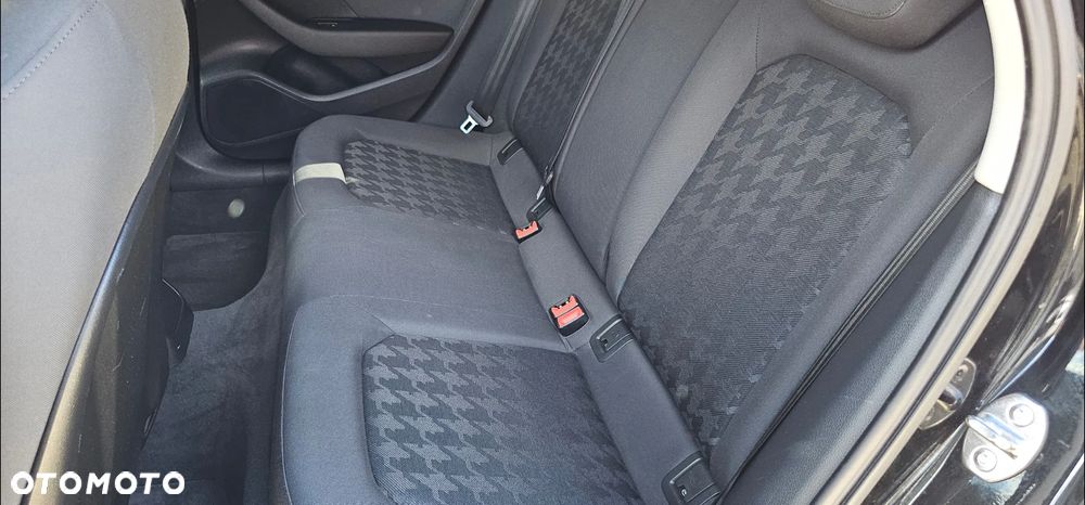 Audi A3 Sportback 1.6 TDI - 17