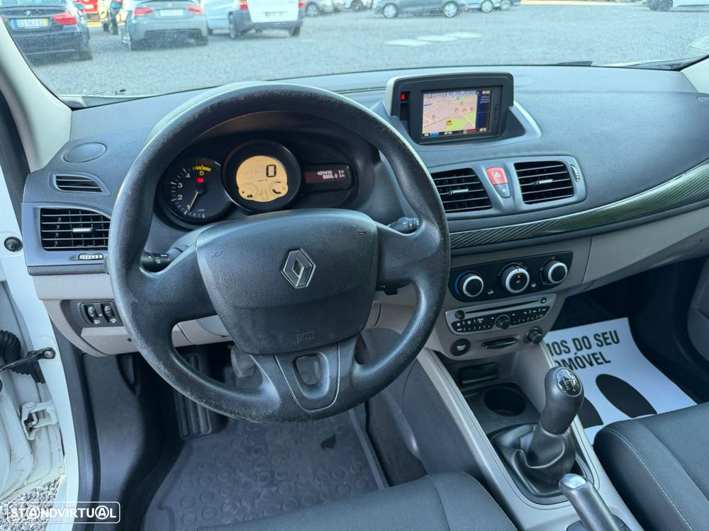 Renault Megane 1.5 dCi Confort - 8