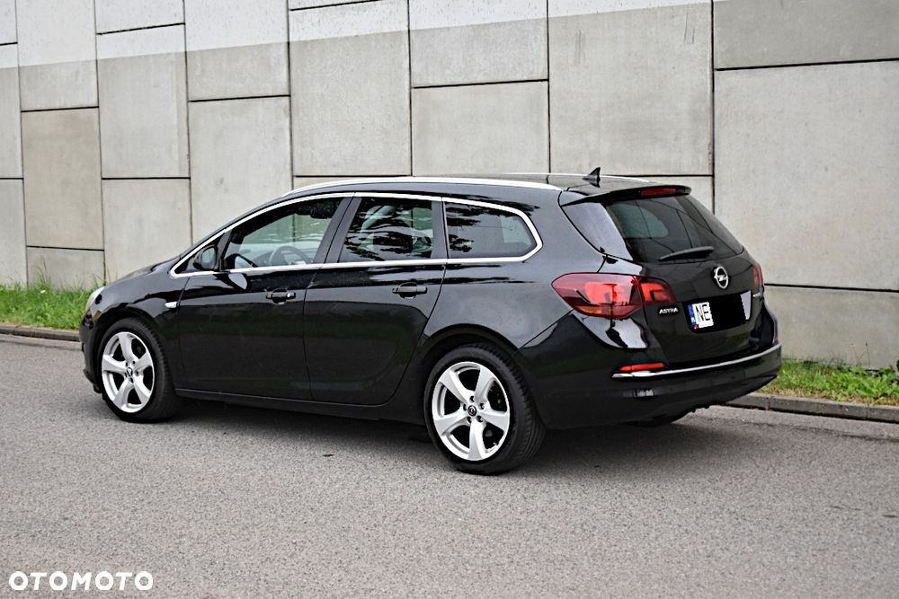 Opel Insignia - 14