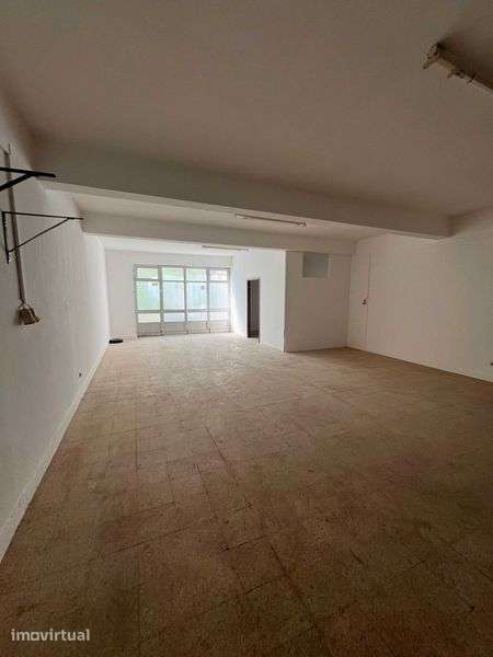 Espaço 135m2 no centro de Caldas da Rainha - Grande imagem: 4/5