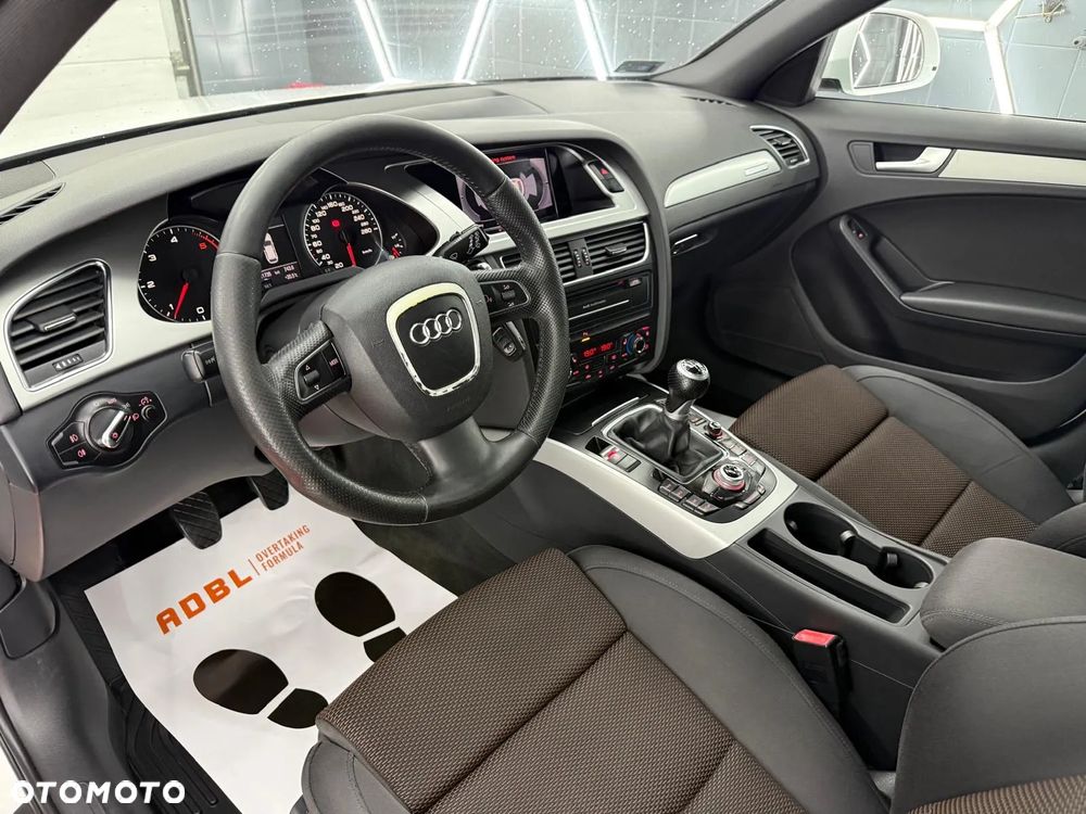 Audi A4 Allroad - 24