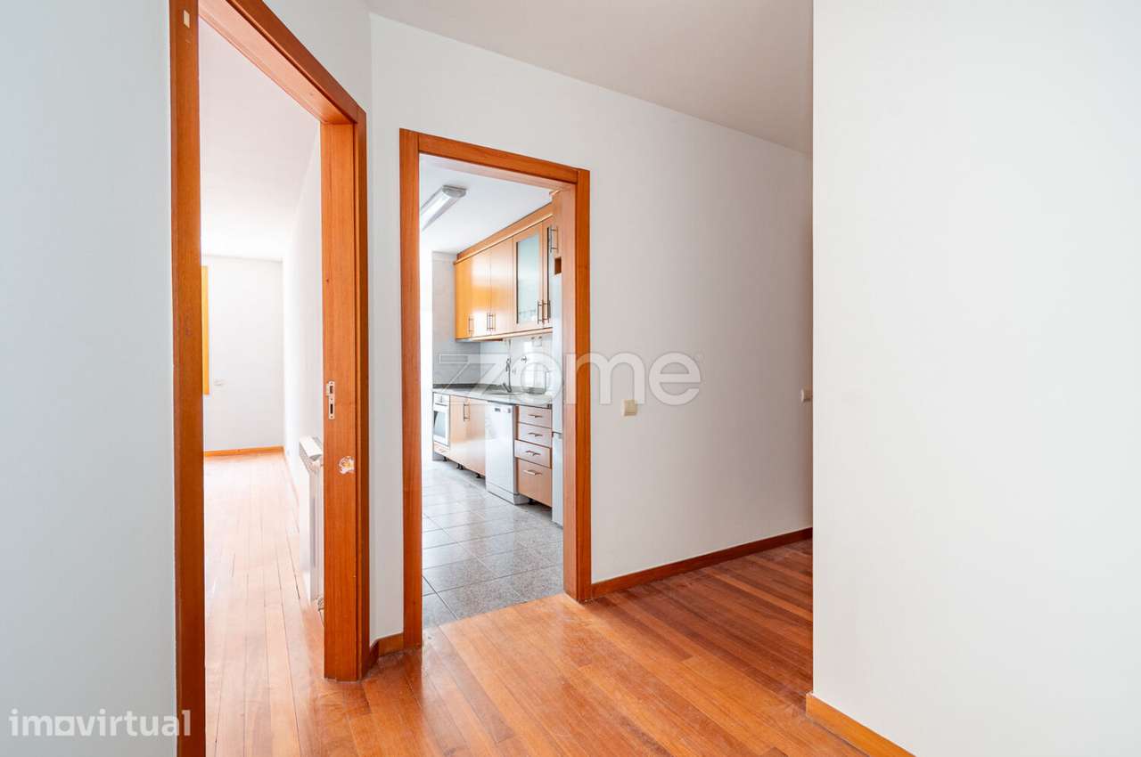 Apartamento T2 com garagem fechada em Matosinhos Sul - Grande imagem: 2/25