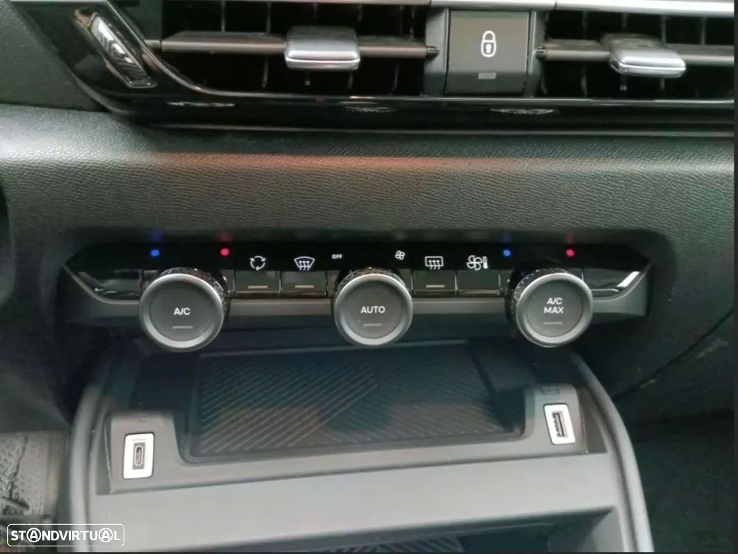 Citroën e-C4 - 9