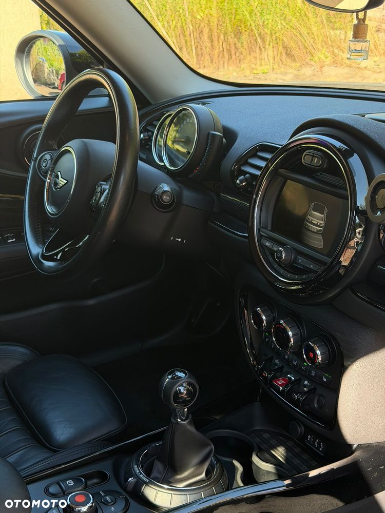 MINI Clubman - 24
