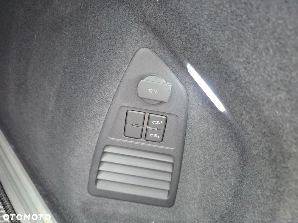 Volkswagen Touareg 3.0 V6 TDI SCR 4Mot Elegance - 10