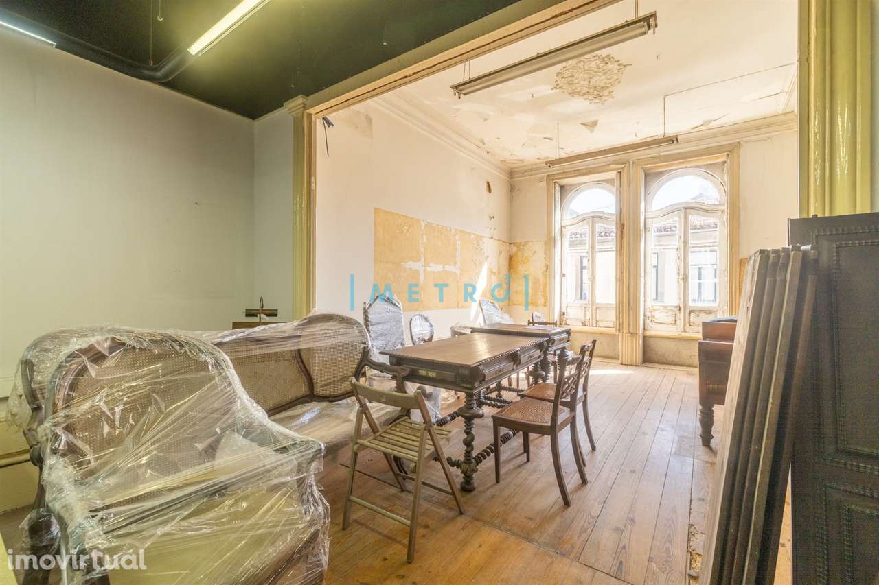 Moradia Devoluta T3 Venda em Cedofeita, Santo Ildefonso, Sé, Miragaia, - Grande imagem: 4/37