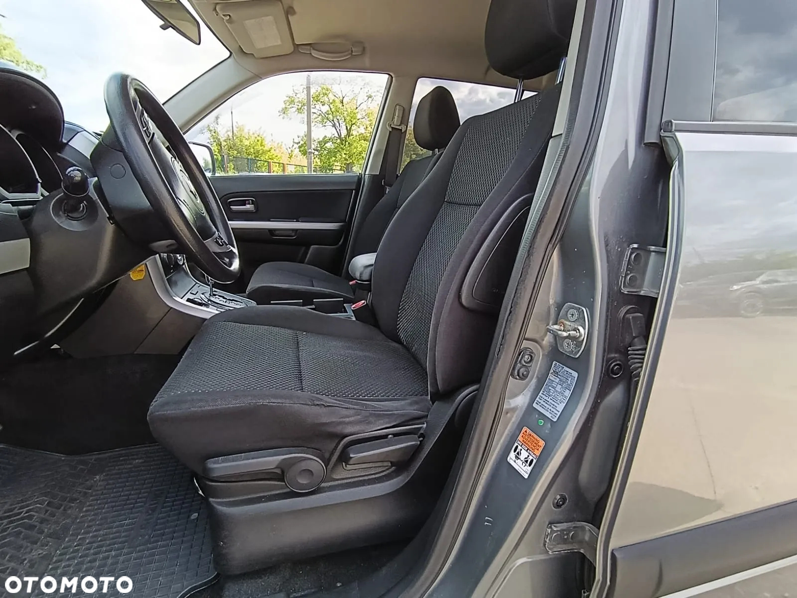 Suzuki Grand Vitara 2.0 Automatik Comfort - 15