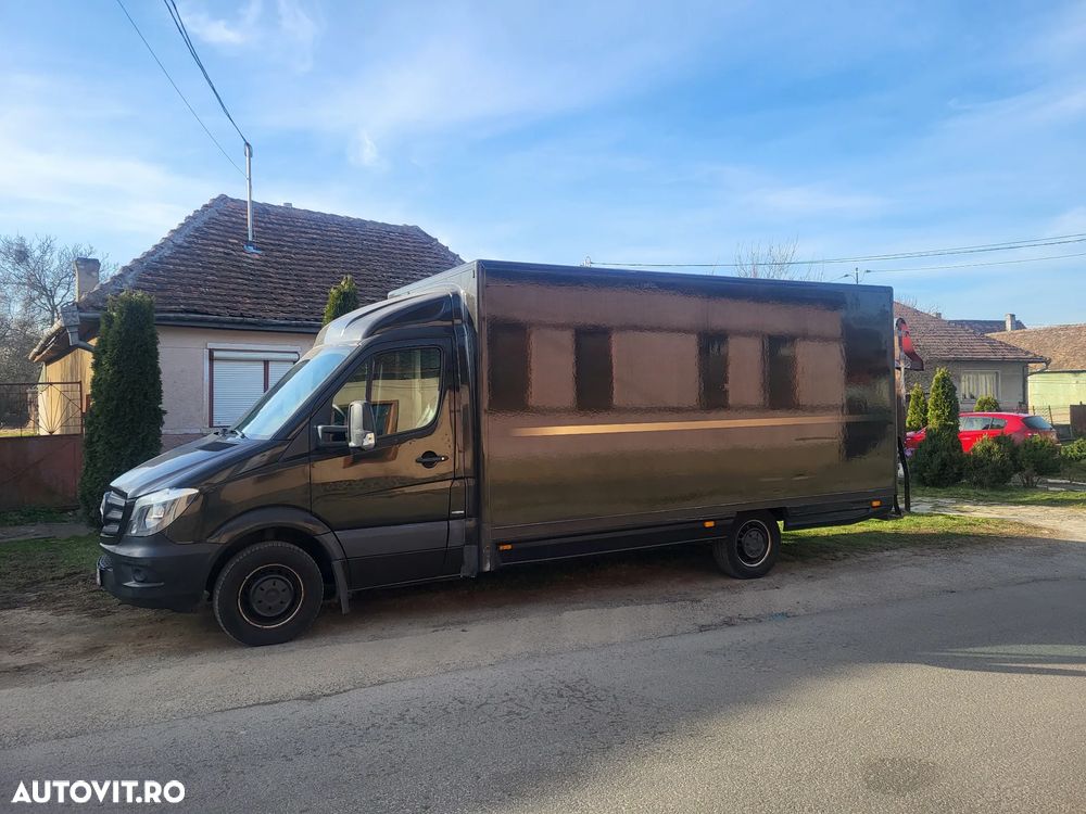 Mercedes-Benz Sprinter - 5