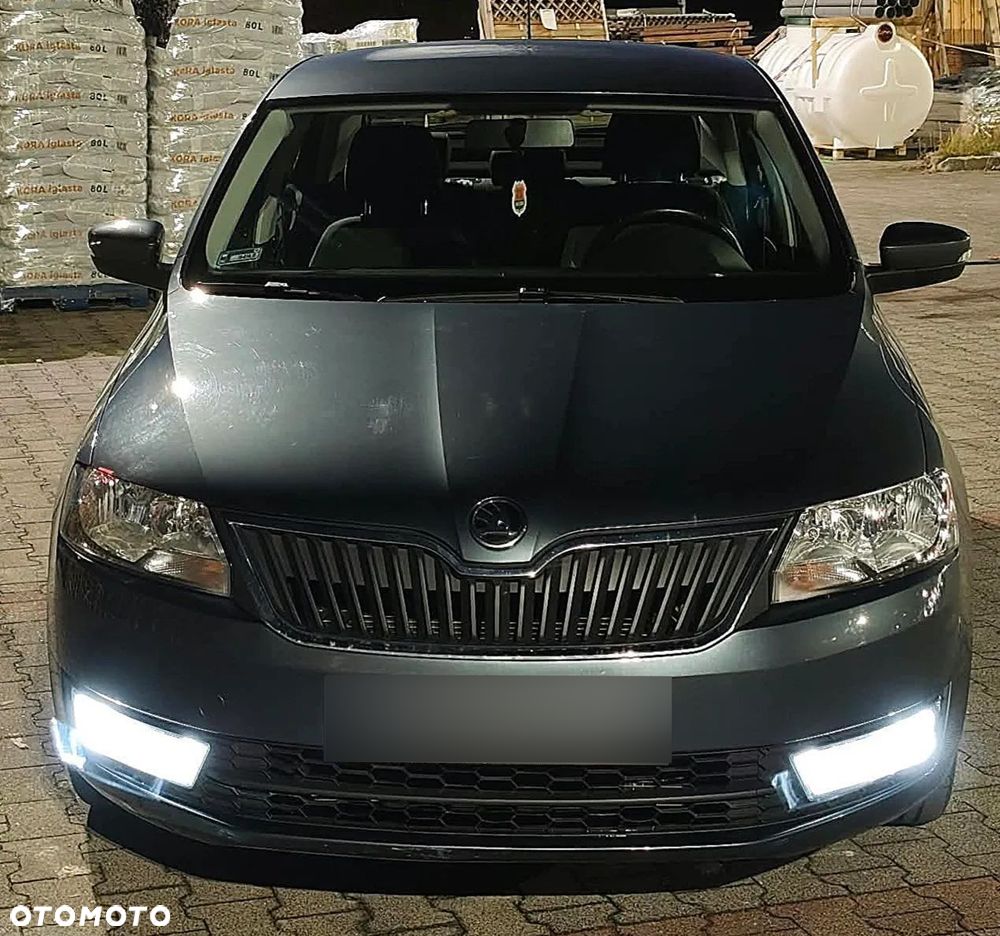 Skoda RAPID 1.2 TSI Style - 8