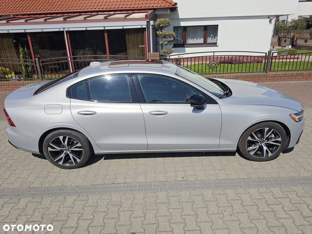 Volvo S60 T5 R-Design First Edition - 2